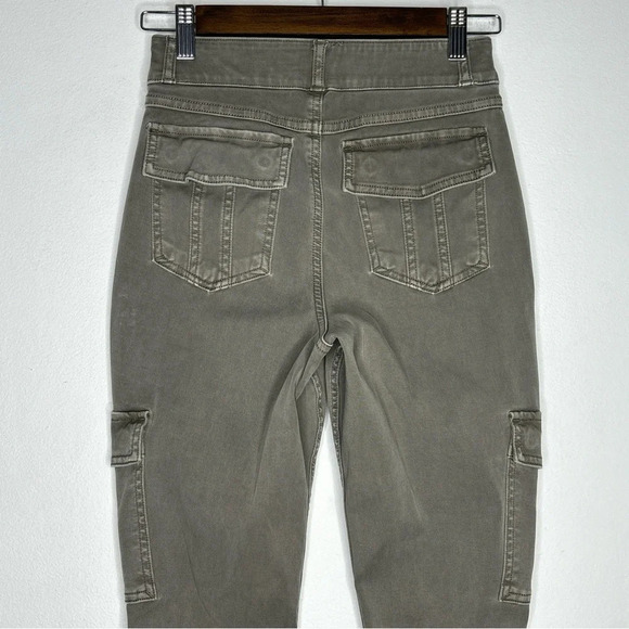 Spanx Stretch Twill Ankle Skinny Cargo Pant in Desert Dune Size S - Picture 13 of 15